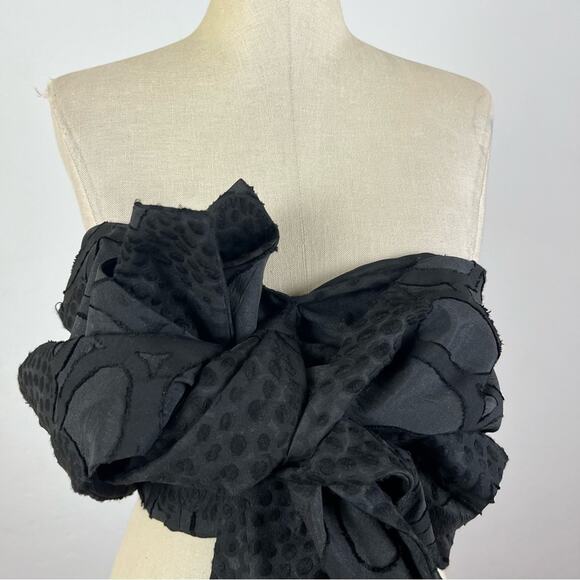 C/MEO Collective Black Crop Top - Picture 3 of 7